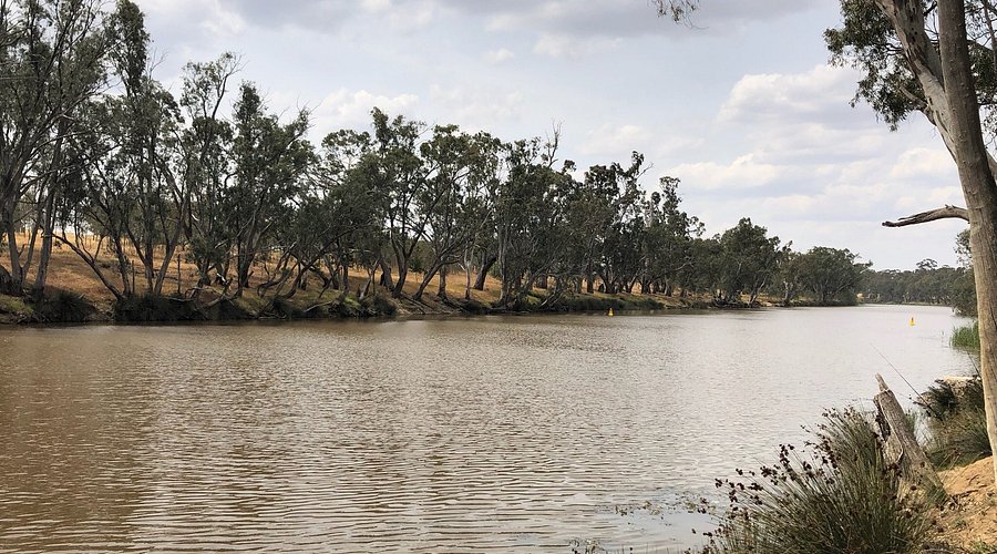 Water view around Laanecoorie
