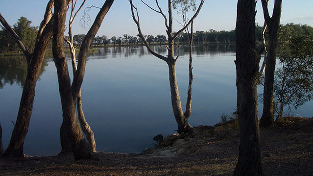 View of the Loddon River near Laanecoorie